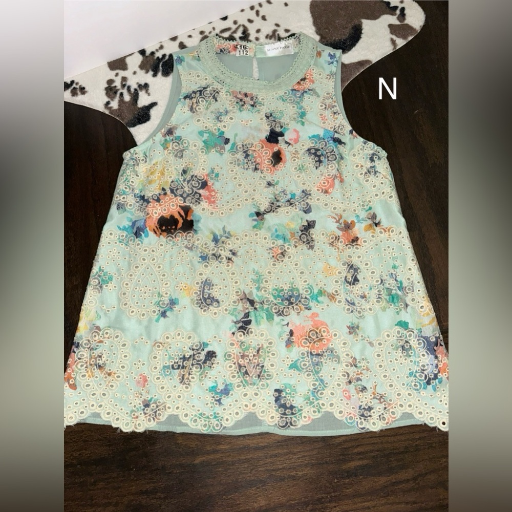 Boutique Brand: Sunny Paige Sleeveless Shirt Sz. S